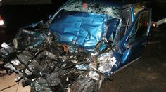 Opilý šofér zdemoloval zaparkované auto! Nafoukal přes 2 promile!