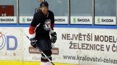 Šokující čísla: Statečný Nedorost spočítal své operace a zlomeniny!