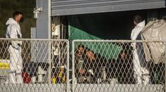 Italové budou migranty vozit do Albánie. První dorazili do speciálních center