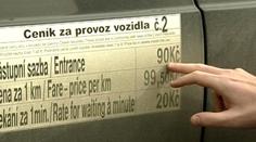 Praha se soudí s taxikářskými šibaly