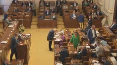 Některé zákony už Sněmovna neschválí. Koalice kritizuje opozici za obstrukce