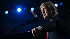 Donald Trump tvrdí, že ho 11. září zachraňovali hasiči. Lže, byl jinde, říkají kritici