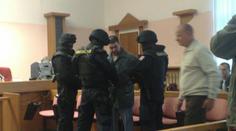 Bývalé policisty, členy Berdychova gangu, pustili v tichosti na svobodu