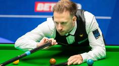 Debutant Gilbert zaskočil Murphyho, druhým semifinalistou je Trump