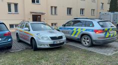Na Nymbursku našli dvě mrtvoly. Policie zjišťuje, co se stalo