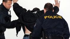 Policisté objasnili 10 let starou vraždu. Mají muže, kteří si ji objednali
