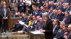 Klíčový týden brexitu je tu. Mayové hrozí další tvrdá porážka!