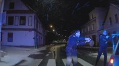 Ujíždějící auto zastavil až manévr policie. Dva měsíce zásah vyhodnocovala