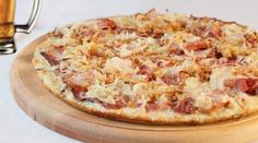 Je tohle nejšílenější pizza Česka? Neuvěříte, co všechno do ní dali!