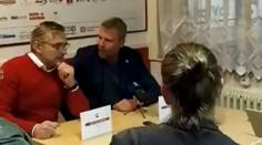 Fraška v extralize: Konec tykání! Profesor a magistr se poslali kamsi