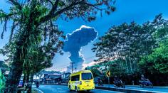Země se zlobí! Na Jávě se probudil vulkán Merapi, lidé se evakuují