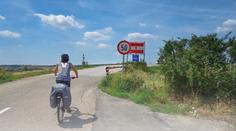 Na kola do Rakouska, na nákupy do Polska... i v sousedních zemích vás můžou potkat trable