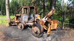 Lubomíra připravil žhář o živobytí. Zapálil mu traktor po otci