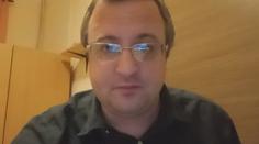 Vyjasnění služebního zákona je nutné. Hrozí, že je v rozporu s Ústavou, říká politolog