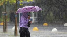 Na Česko udeřily silné bouřky. ČHMÚ vydal výstrahu pro čtyři kraje