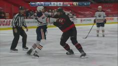 VIDEO: NHL viděla parádní bitku jeden na jednoho!