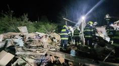 Výbuch na Znojemsku srovnal rodinný dům se zemí. Zemřel mladý muž