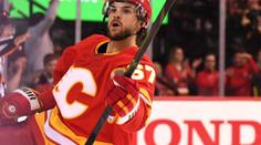 Frolík pečetil výhru Calgary! Gólman Rittich do hry nezasáhl