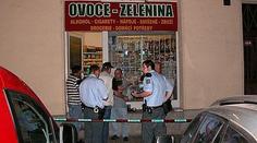 Policie dopadla muže, kteří stříleli na prodavače v pražské večerce