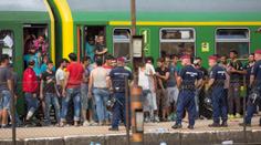 Hrozí zánik Evropy, varuje premiér! Migrantů přijdou miliony