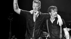 Eagles of Death Metal: Kapela, kterou teď zná celý svět. VIDEO