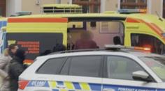 Střelbu na pražské škole si měl vymyslet jeden z učitelů. Odvezli ho na psychiatrii