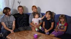 Je to peklo, tvrdí Karel z Lásek. Rodina bojuje s penězi i časem