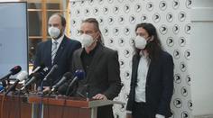 Piráti volají po předčasných volbách. Bartoš se chce sejít i s prezidentem