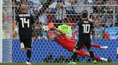 Island slaví! Messi zahodil penaltu a Argentina senzačne ztratila body