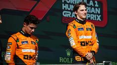 Dusno v McLarenu. Norris poslechl krutý příkaz, zabrzdil a nechal výhru Piastrimu