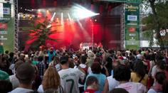 PŘEHLED LETNÍCH FESTIVALŮ: Kam jet na hudbou a kolik zaplatíte za vstupenku?