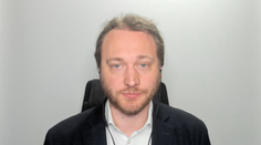 Ekonom: V obchodech si budeme připadat bohatší, není ale zcela vyhráno