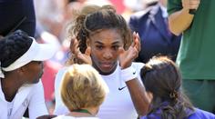 VIDEO: Nejpodivnější vystoupení Wimbledonu. Bylo Sereně opravdu tak zle?