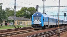 Spěšný vlak v Praze srazil člověka. Muž na místě zemřel