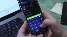 Internetoví podvodníci řádí ve velkém. Štáb TV Nova je nachytal přímo v akci
