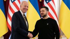 ON-LINE: Biden dorazil do Polska. Před návštěvou Kyjeva Bílý dům varoval Rusko
