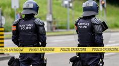 Švýcarská policie zadržela Čechy v Curychu. Kvůli výtržnictví na nádraží