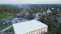 Obří požár na Tomorrowlandu: Hlavní pódium zaniklo, plameny byly vidět kilometry daleko