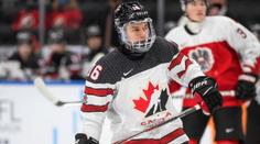 Budoucí hvězda NHL nadále udivuje. Statistiky má lepší než McDavid