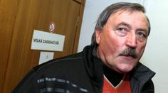 Autor legendárního dloubáku z Bělehradu chce do Senátu!