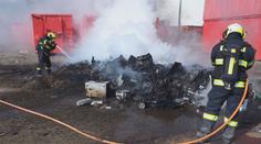 Požár v pardubické firmě: Způsobila ho technická závada na elektrobaterii