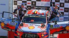 Neuville na Korsice se štěstím vyhrál, rozhodl defekt rivala
