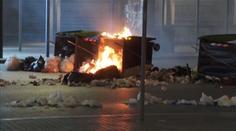 V Athénách se demonstranti střetli s policií. Lidem vadí železniční neštěstí