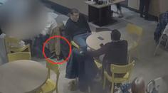 VIDEO: Poznáváte je? Vzali peněženku z bundy muže, který seděl v restauraci