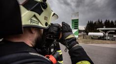 Záchranáři ošetřili 4 lidi zasažené plynem. Už se ví, co to bylo