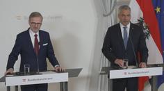 Fiala a Nehammer řešili ilegální migraci a zavzpomínali na Schwarzenberga