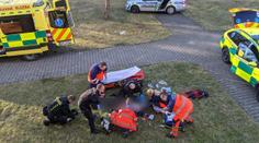 Chlapec vypadl v Plzni z 9. patra, vážným zraněním nakonec podlehl