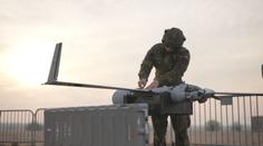 Evropská komise investuje do obrany. Na stavbu dronů dá státům 22 miliard
