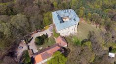 Tajemný hrad Houska: Vydejte se k bráně do samotného pekla!