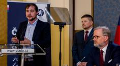 PŘEHLED: Legalizace konopí i snazší výpovědi. Ekonomové navrhli vládě další kroky